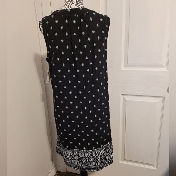 NWT Old Navy black Aztec design dress - Picture 3 of 7